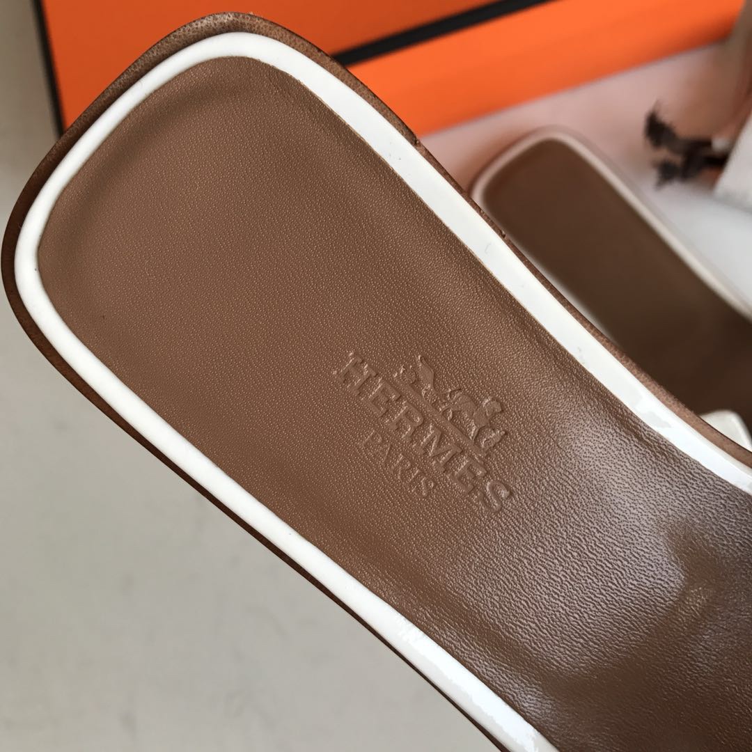 에르메스 올수공 오란 슬리퍼 샌들 페이던트 02